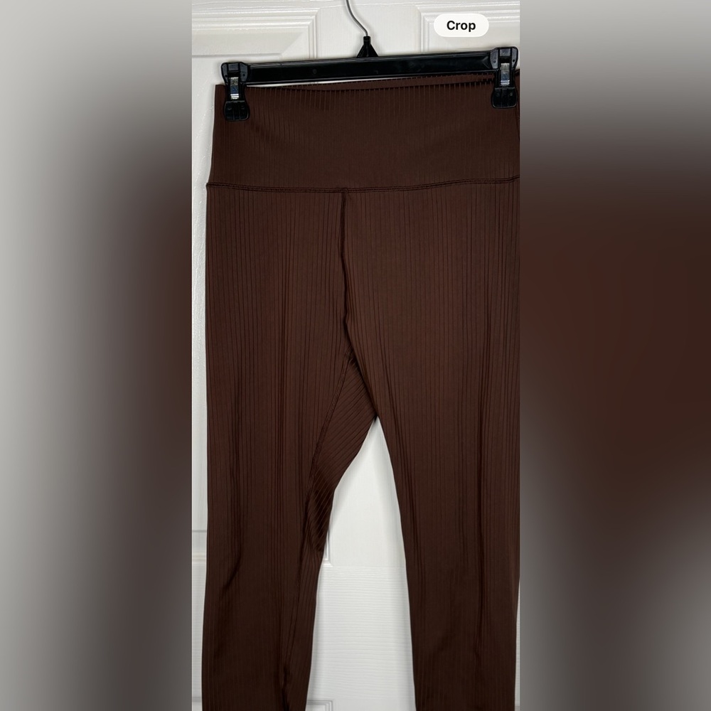 VUORI Inversion Rib Legging Size Medium - Picture 9 of 13